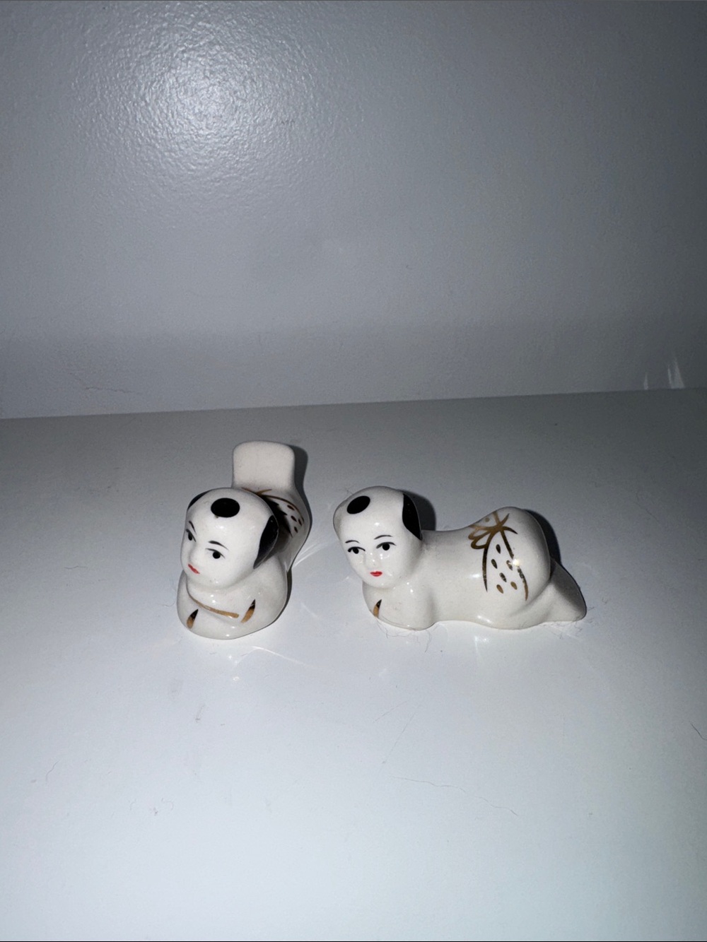 TAO Set of two Chopstick Holders / Rests
